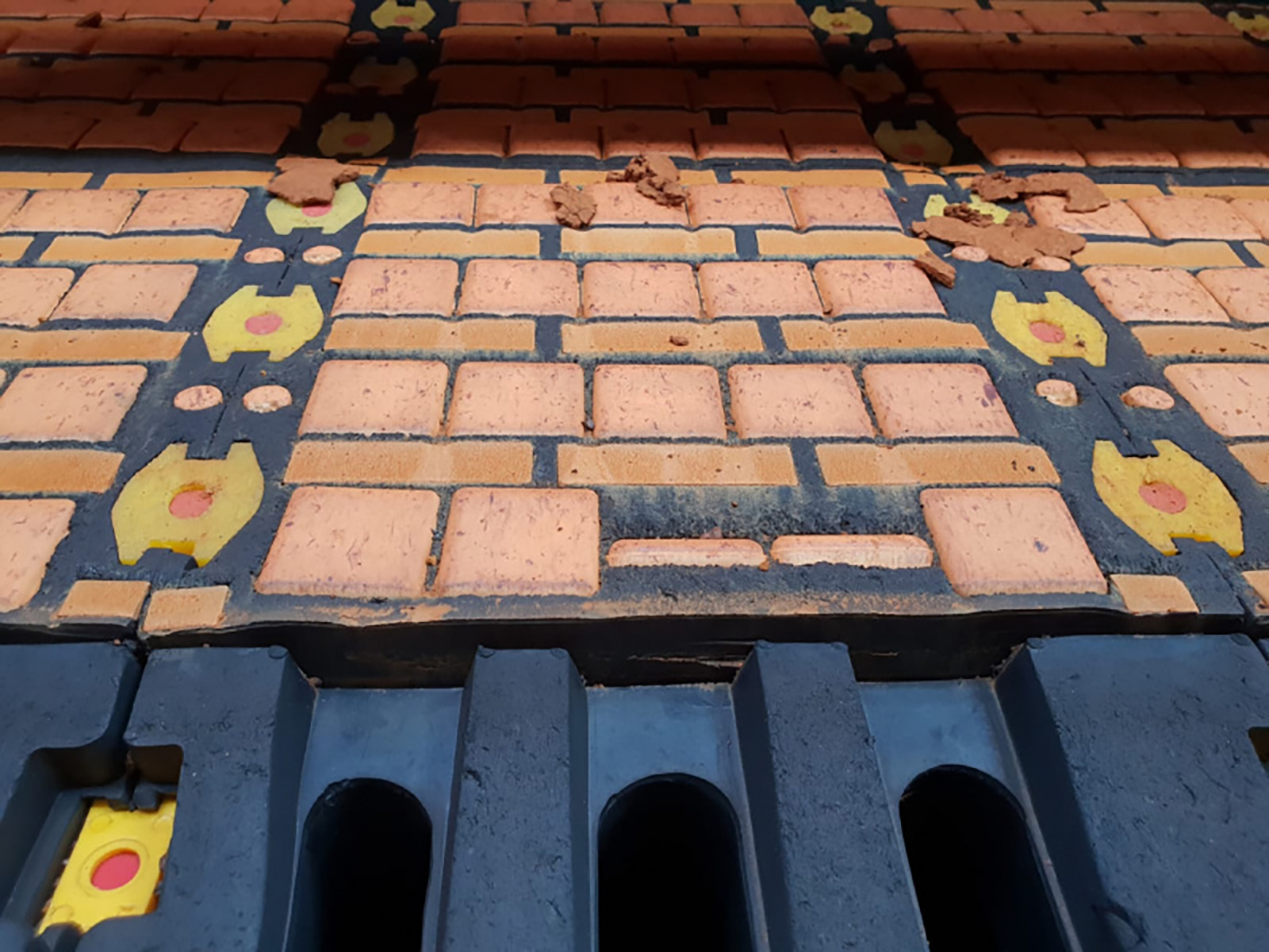 Success for new Ceradox high impact screen panel