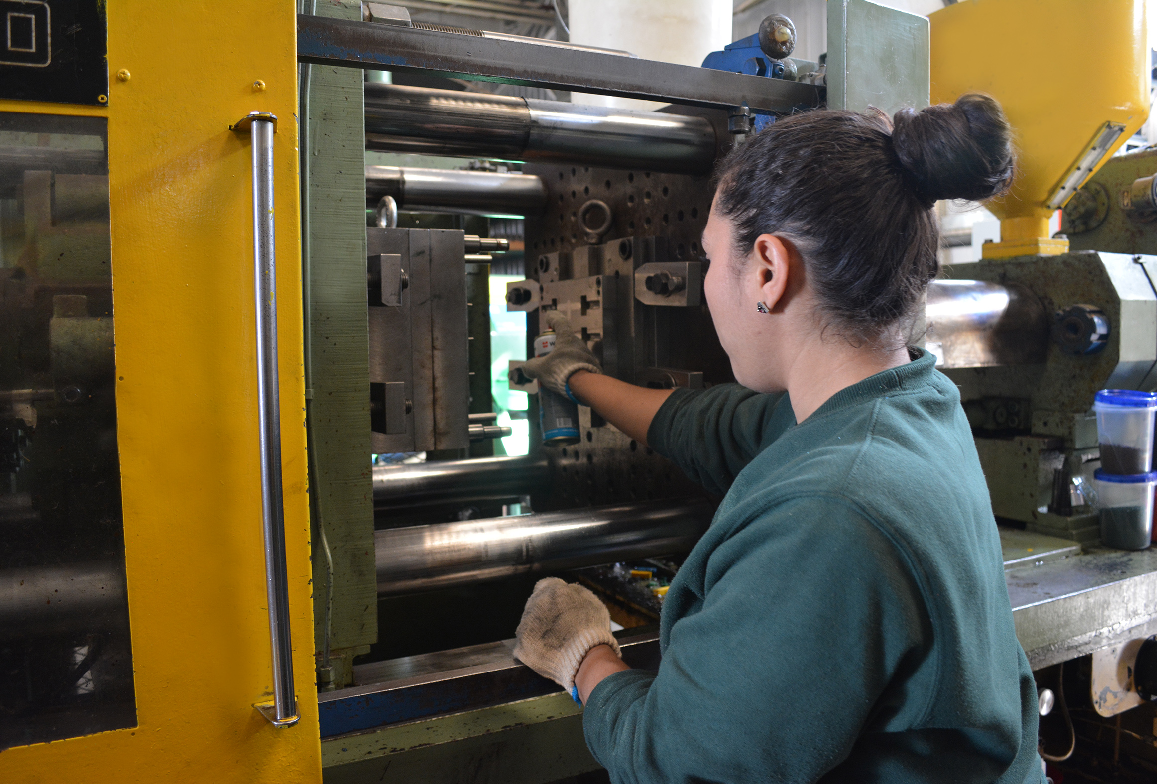 Multotec has facilities to manufacture polyurethane and rubber screen panels in South America