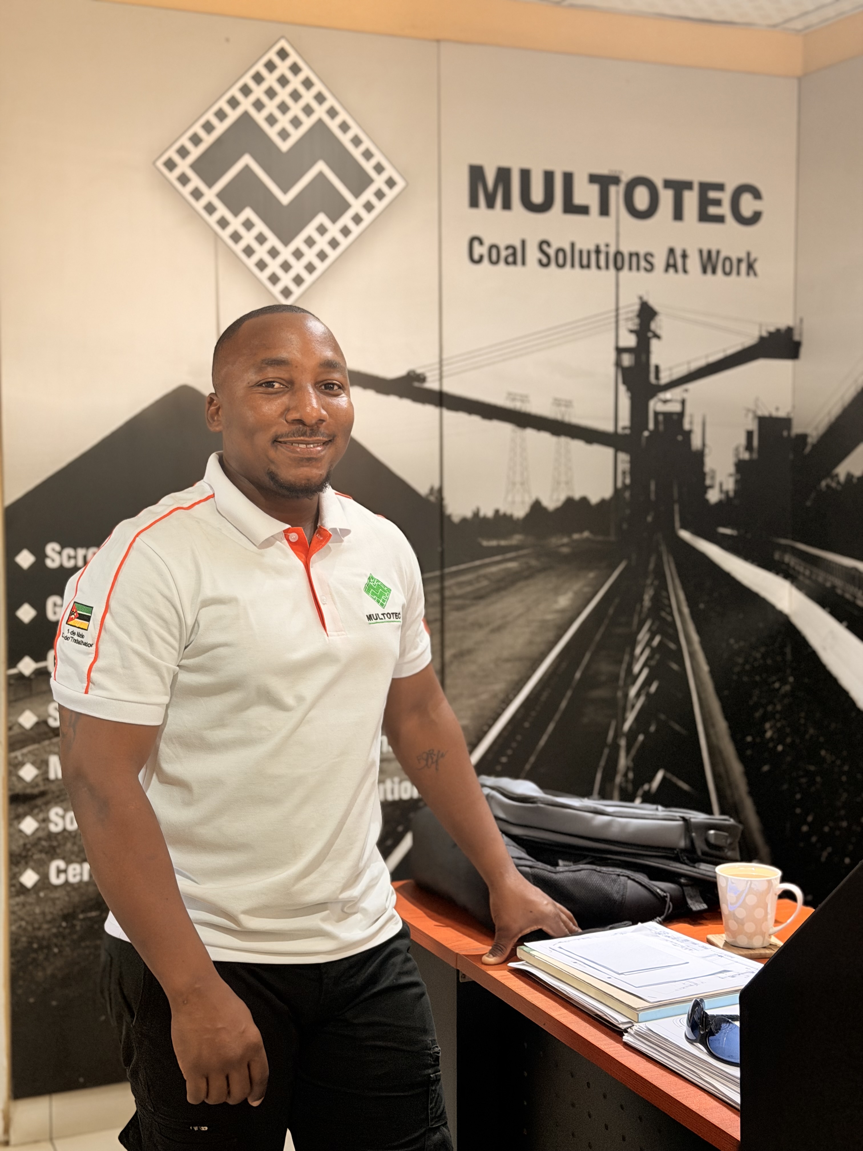 EDSON VICENTE Sales Engineer – Mozambique
